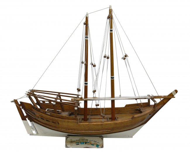 Model łodzi arabskiej dau (dhow)