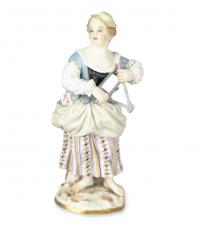 Figurka kobiety grającej na trianglu, Miśnia, 2 poł. XIX w.